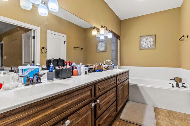 198 Country Wood Drive, Livingston, TX 77351