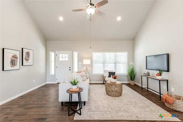 1127 Cedar Bend, Canyon Lake, TX 78133