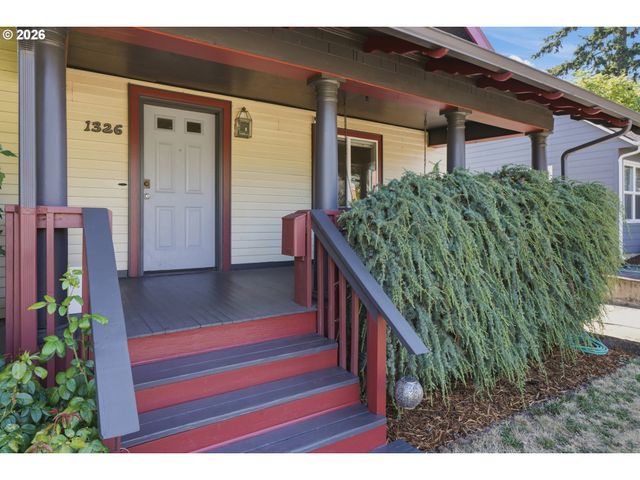 1326 Ne 73RD Ave, Portland, OR 97213