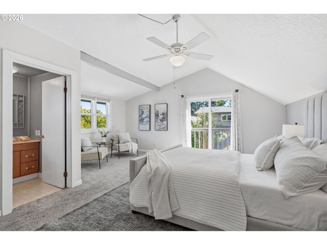 1326 Ne 73RD Ave, Portland, OR 97213
