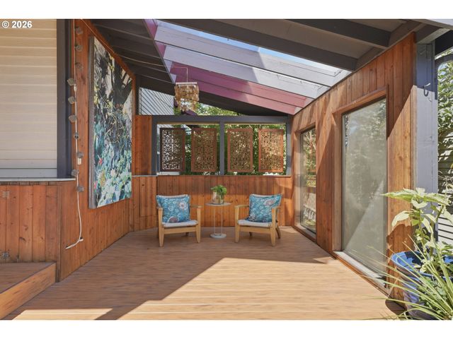 1326 Ne 73RD Ave, Portland, OR 97213