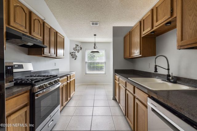 415 FEDERAL HILL Road, Orange Park, FL 32073