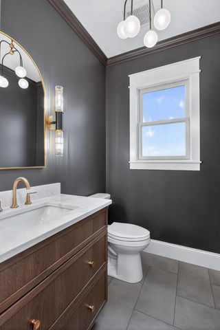 6928 Wilderness Pointe, Bettendorf, IA 52722