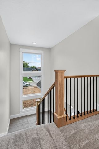 6928 Wilderness Pointe, Bettendorf, IA 52722