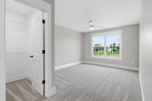 6928 Wilderness Pointe, Bettendorf, IA 52722