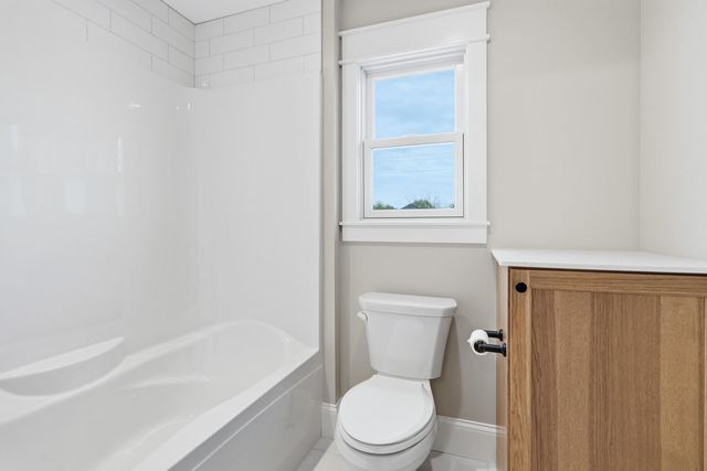 6928 Wilderness Pointe, Bettendorf, IA 52722