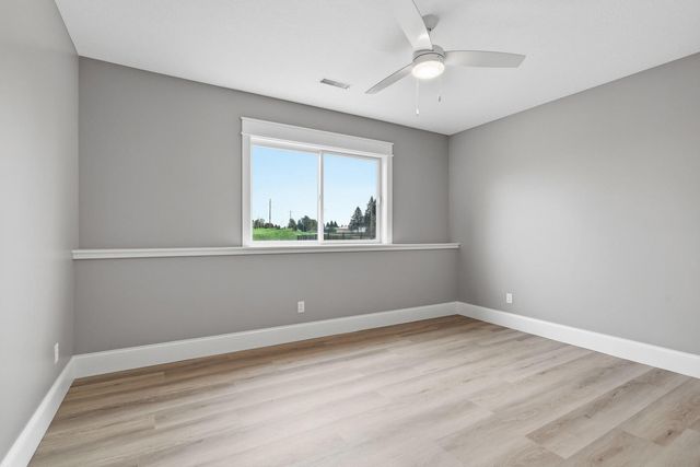 6928 Wilderness Pointe, Bettendorf, IA 52722