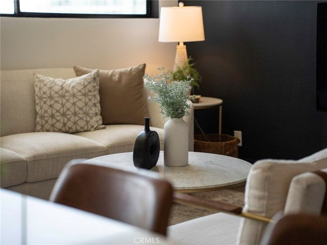 100 S Doheny, Los Angeles, CA 90048
