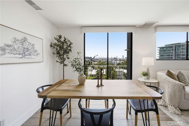 100 S Doheny, Los Angeles, CA 90048