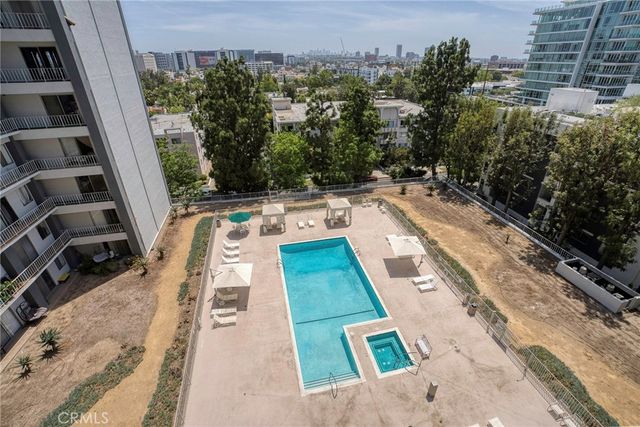 100 S Doheny, Los Angeles, CA 90048