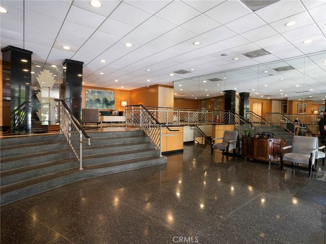 100 S Doheny, Los Angeles, CA 90048