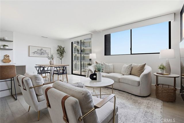 100 S Doheny, Los Angeles, CA 90048