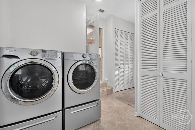 1461 Queensbury Street, Savannah, GA 31406