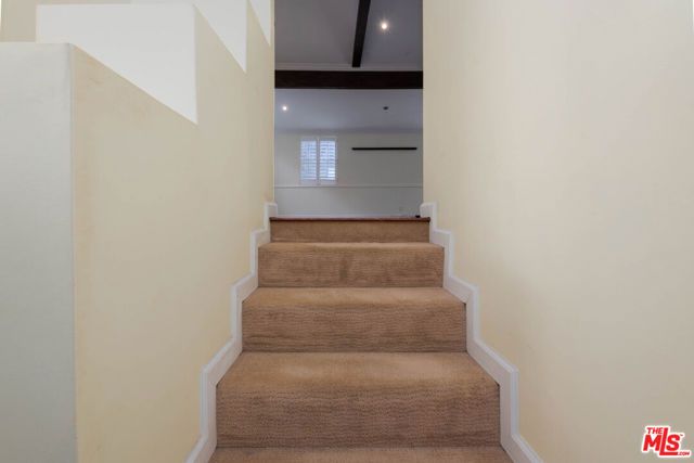 2015 Rosilla Place, Los Angeles, CA 90046