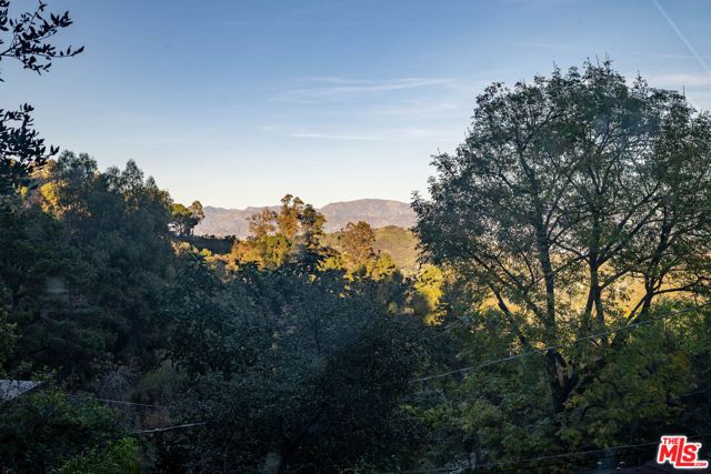 2015 Rosilla Place, Los Angeles, CA 90046