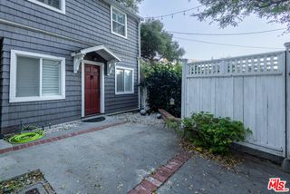 2015 Rosilla Place, Los Angeles, CA 90046