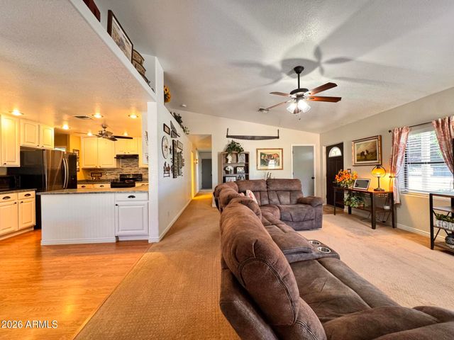 11202 W WINSLOW Avenue, Tolleson, AZ 85353