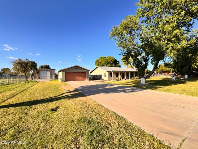 11202 W WINSLOW Avenue, Tolleson, AZ 85353