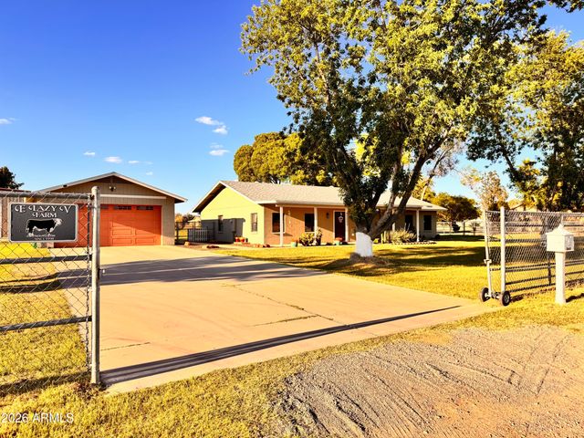 11202 W WINSLOW Avenue, Tolleson, AZ 85353