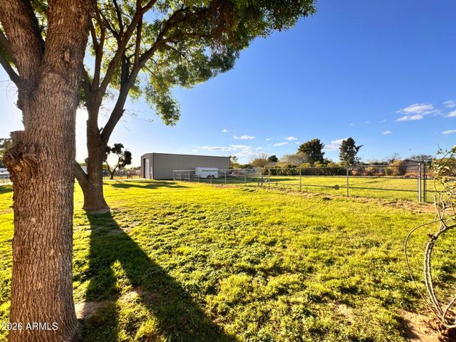 11202 W WINSLOW Avenue, Tolleson, AZ 85353