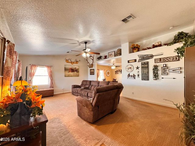 11202 W WINSLOW Avenue, Tolleson, AZ 85353