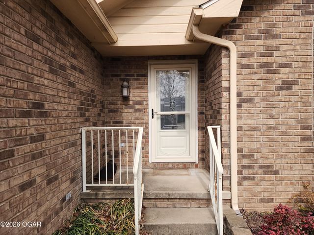 2701 W 24th Street, Joplin, MO 64804