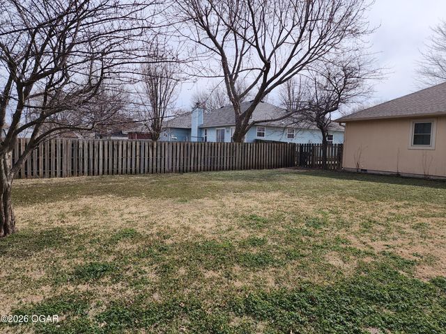 2701 W 24th Street, Joplin, MO 64804