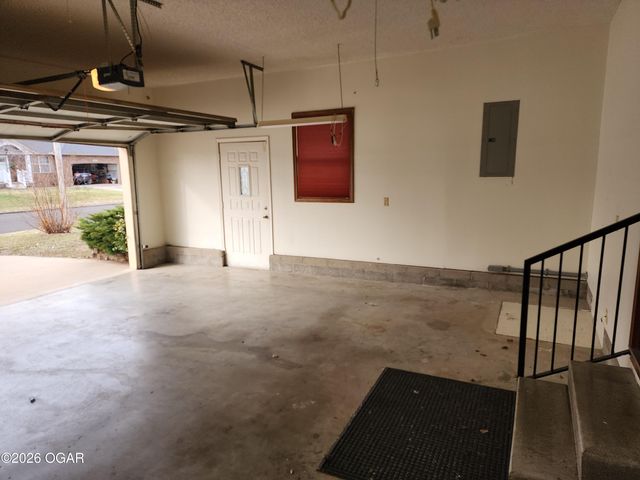 2701 W 24th Street, Joplin, MO 64804