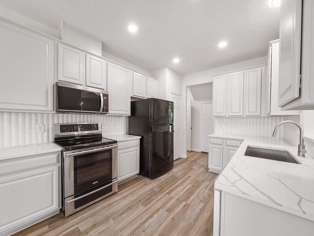 506 Marathon Place, Stafford, TX 77477
