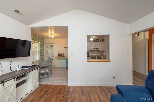 10237 Berrymeade Ct, Glen Allen, VA 23060