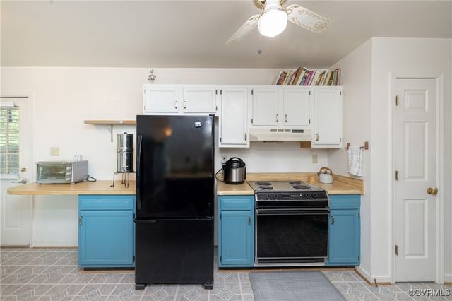 10237 Berrymeade Ct, Glen Allen, VA 23060