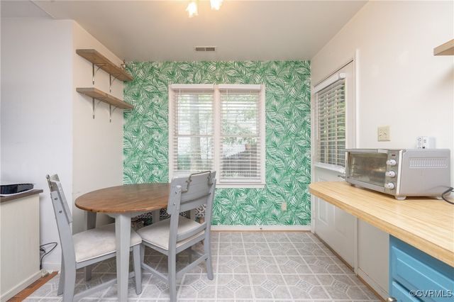 10237 Berrymeade Ct, Glen Allen, VA 23060