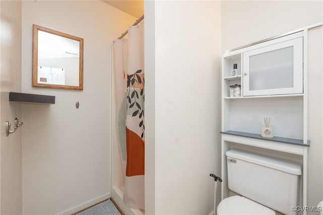 10237 Berrymeade Ct, Glen Allen, VA 23060