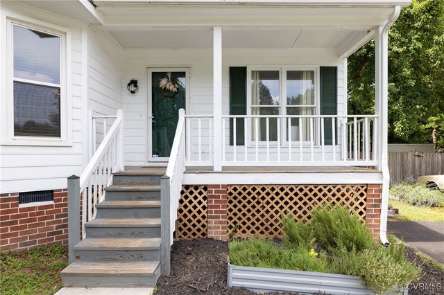 10237 Berrymeade Ct, Glen Allen, VA 23060