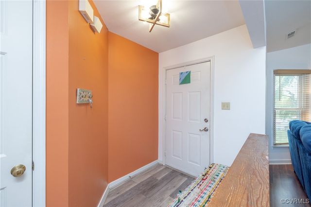 10237 Berrymeade Ct, Glen Allen, VA 23060