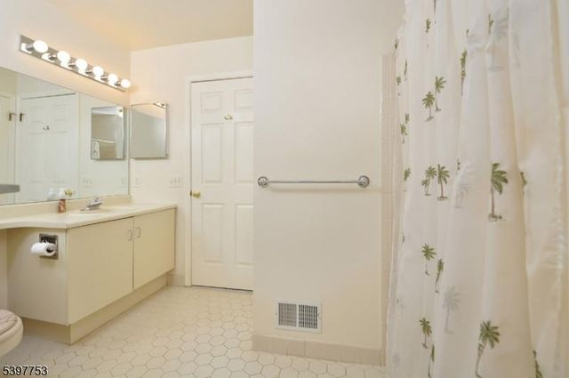 138 Potomac Dr Condo 138, Bernards Twp., NJ 07920