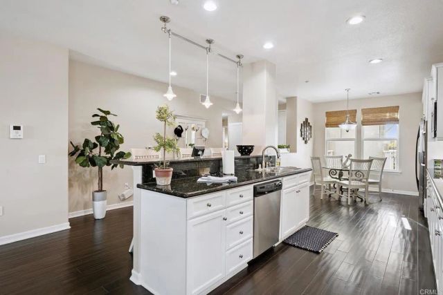 1540 Seabridge Lane, Oxnard, CA 93035