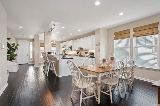 1540 Seabridge Lane, Oxnard, CA 93035