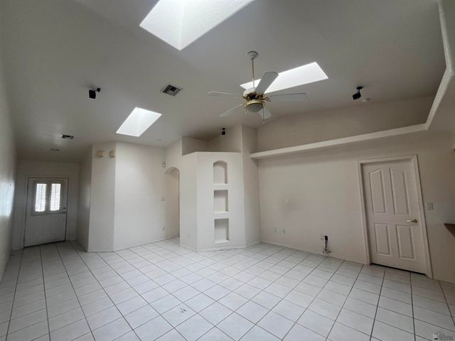 11393 S Kingman Ave, Yuma, AZ 85367