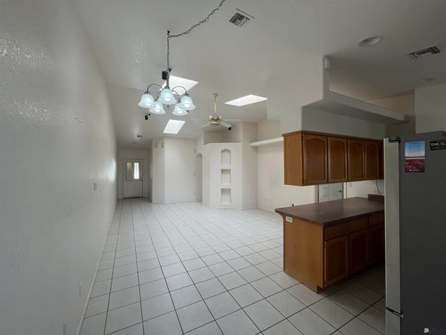 11393 S Kingman Ave, Yuma, AZ 85367