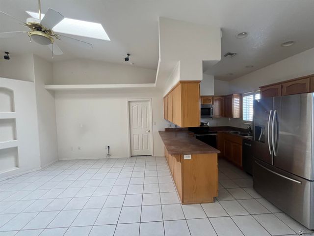 11393 S Kingman Ave, Yuma, AZ 85367
