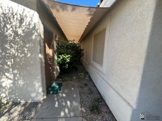 11393 S Kingman Ave, Yuma, AZ 85367