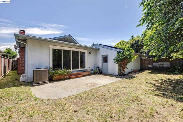 27029 Jennings Way, Hayward, CA 94544
