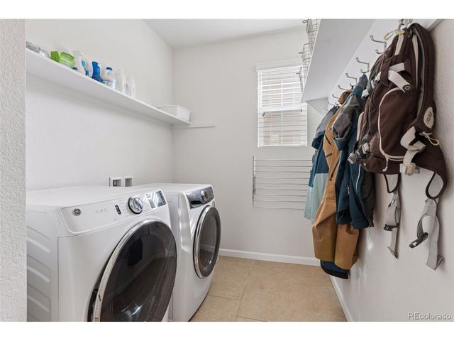 7363 Chase St, Arvada, CO 80003