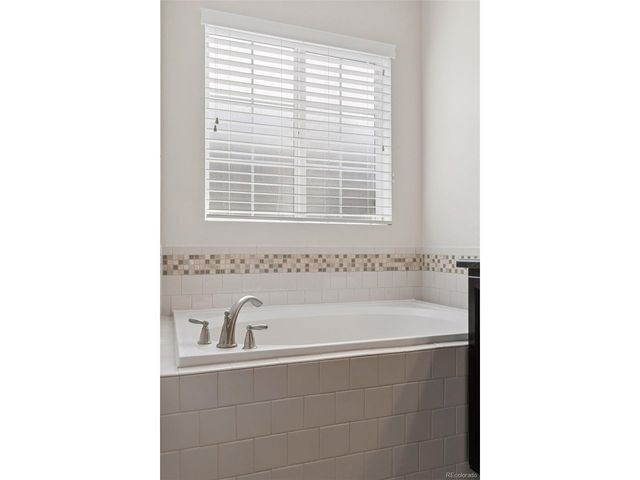 7363 Chase St, Arvada, CO 80003