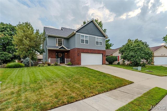 622 Rain Hollow Drive, O'fallon, IL 62269