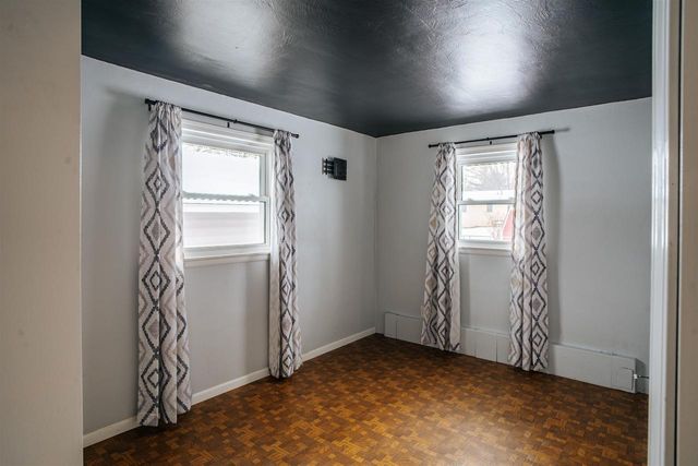 1127 CARDINAL LANE, Howard, WI 54313