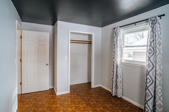 1127 CARDINAL LANE, Howard, WI 54313