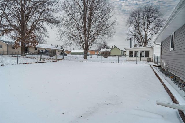 1127 CARDINAL LANE, Howard, WI 54313