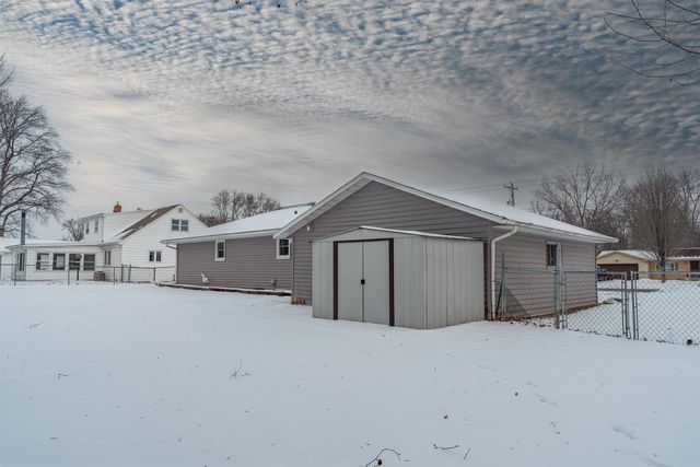 1127 CARDINAL LANE, Howard, WI 54313